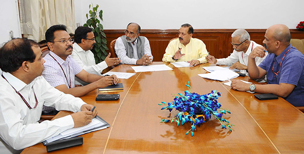 The Minister of State for Development of North Eastern Region (I/C), Prime Minister’s Office, Personnel, Public Grievances & Pensions, Atomic Energy and Space, Dr. Jitendra Singh holding a meeting with the Minister of State for Tourism (I/C) and Electronics & Information Technology, Shri Alphons Kannanthanam, in New Delhi. The Secretary, Ministry of DoNER, Shri Naveen Verma and other senior officials of both ministries are also seen.