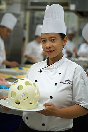 Executive Pastry Chef, Mimin Mintarsih, Westin Bali