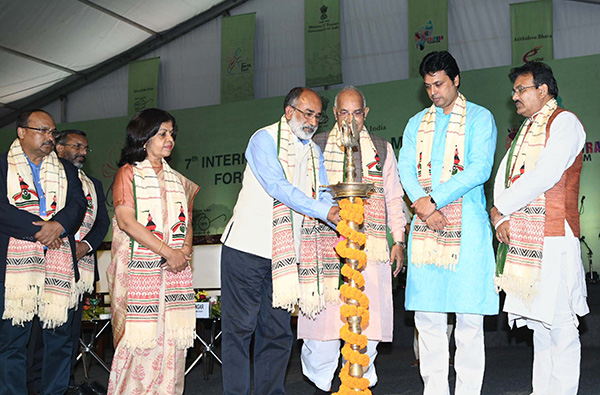 The Minister of State for Tourism (I/C), Mr. Alphons Kannanthanam lighting the lamp at the inauguration of the 7th International Tourism Mart 2018, in Agartala. The Governor of Tripura, Mr. Kaptan Singh Solanki, the Chief Minister of Tripura, Mr. Biplab Kumar Deb and the Secretary, Ministry of Tourism, Smt. Rashmi Verma are also seen.