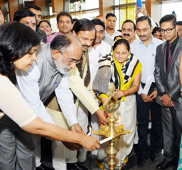 The Minister of State for Tourism (I/C) and Electronics & Information Technology, Shri Alphons Kannanthanam along with the Minister of State for Culture (I/C) and Environment, Forest & Climate Change, Dr. Mahesh Sharma lighting the lamp to inaugurate the Indian Culinary Institute (ICI), Noida campus, in Uttar Pradesh. The Secretary, Ministry of Tourism, Smt. Rashmi Verma is also seen.