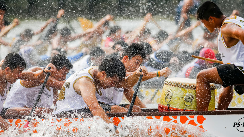 Action-on-the-water-at-the-second-Elephant-Boat-Race-in-Bangkok
