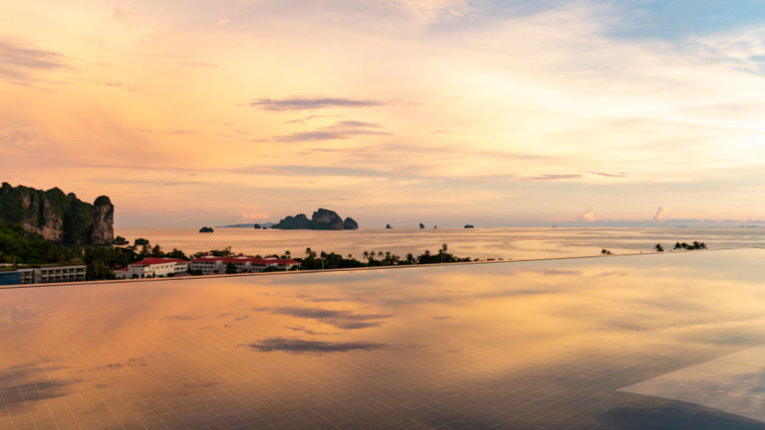 Avani-Ao-Nang-Cliff-Krabi-Resort---Infinity-Pool-Sunset