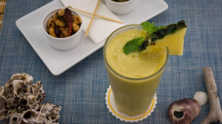 Pimalai’s healthy drinks include a smoothie that contains natural yoghurt,  pineapple, banana, mango and mint leaves   