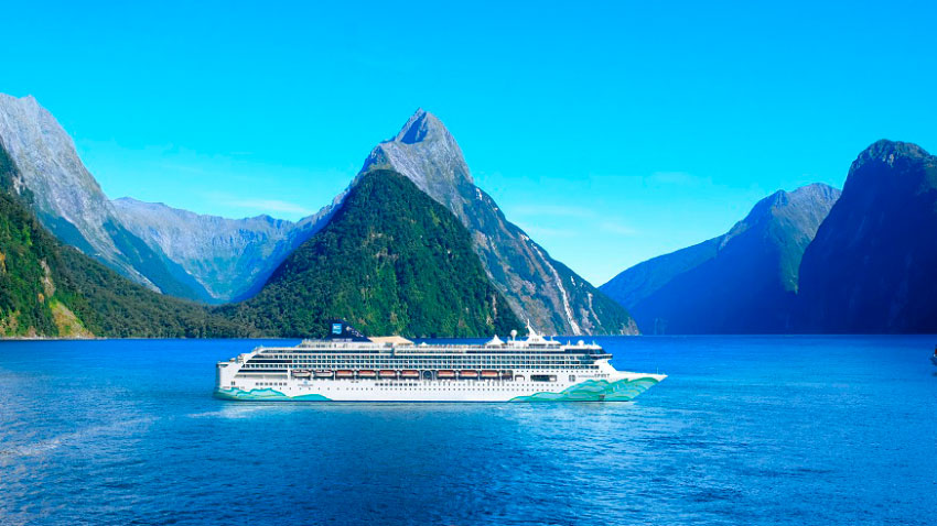 ncl_Spirit_NewZealand_Norwegian Spirit - Norwegian Cruise Line (NCL) 