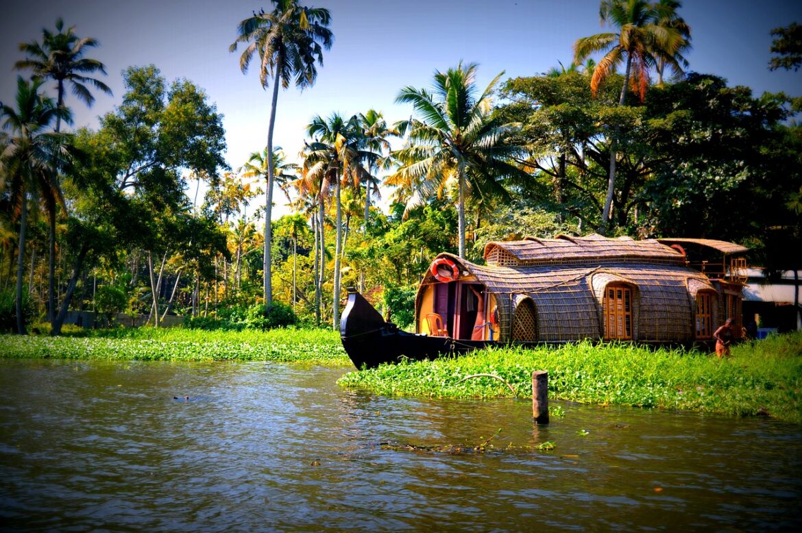 Kerala Introduces Mobile App to Revolutionize Women-Friendly Tourism