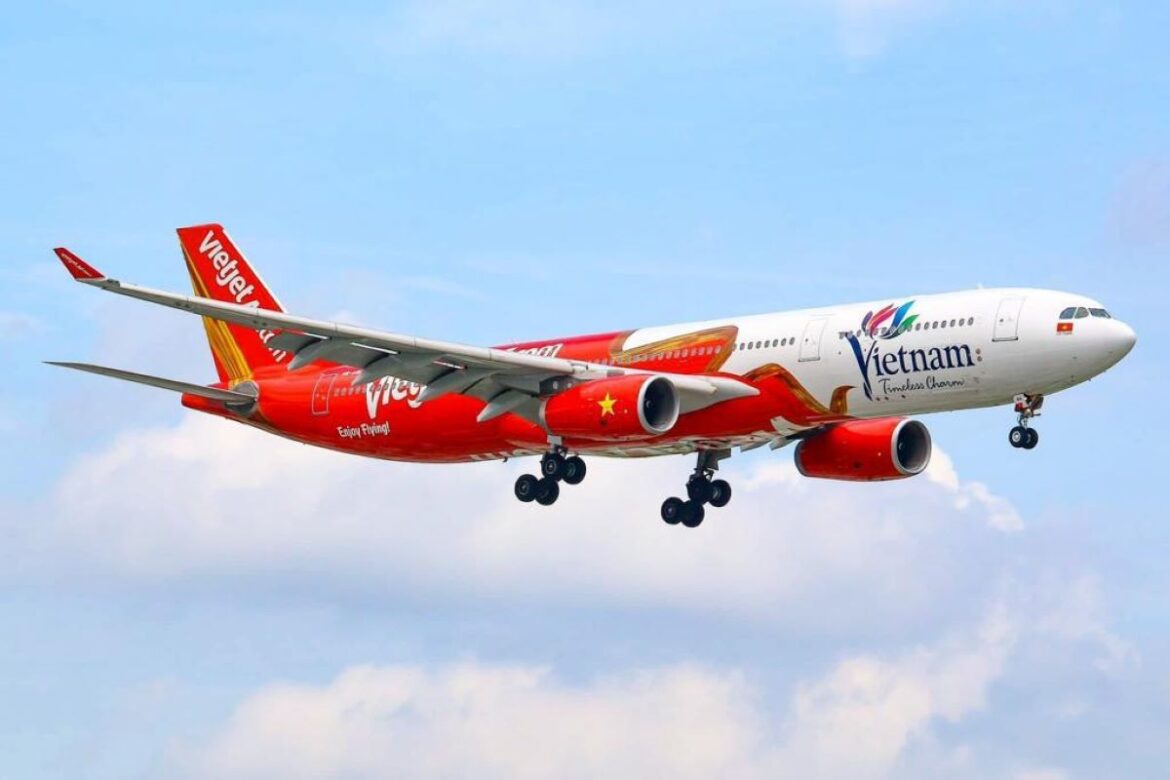 Vietjet’s ‘Love Connection 2024’ Awards Romantic Getaways to First 25 Indian Couples