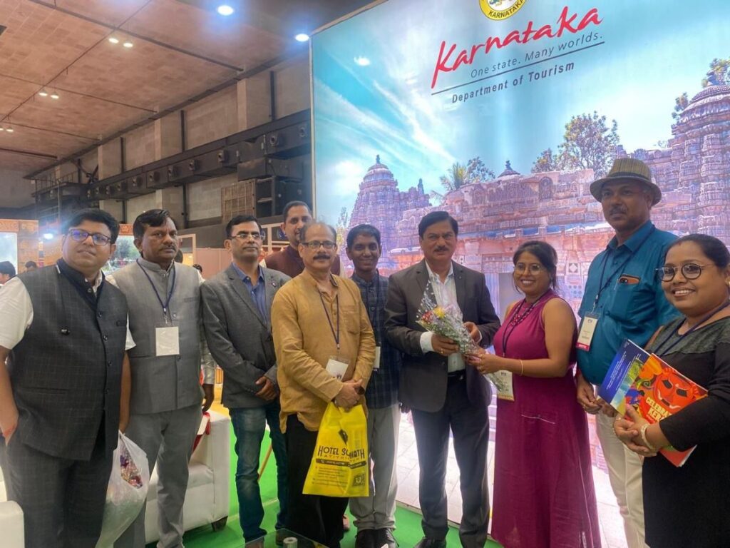 Karnataka Tourism Stand Recognized for Best Decoration at TTF Kolkata 2024