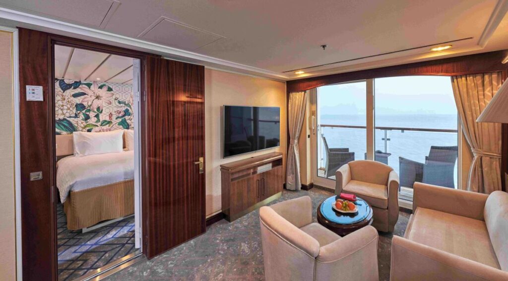 Resorts World Cruises Introduces Premium Boutique Cruise Vacations in the Arabian Gulf for Indian Travellers