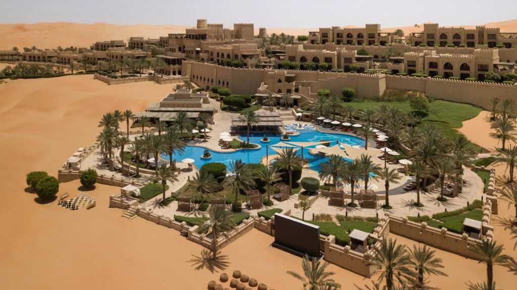 Luxury Desert Oasis: Qasr Al Sarab by Anantara in Abu Dhabi