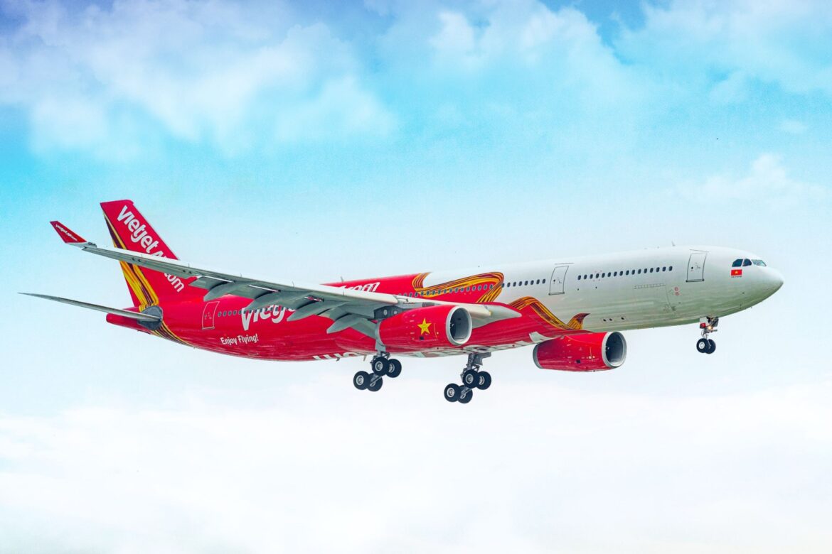 Vietjet Posts VND 51.769 Trillion in Revenue by Q3/2024, Expands Fleet Amid Booming Demand