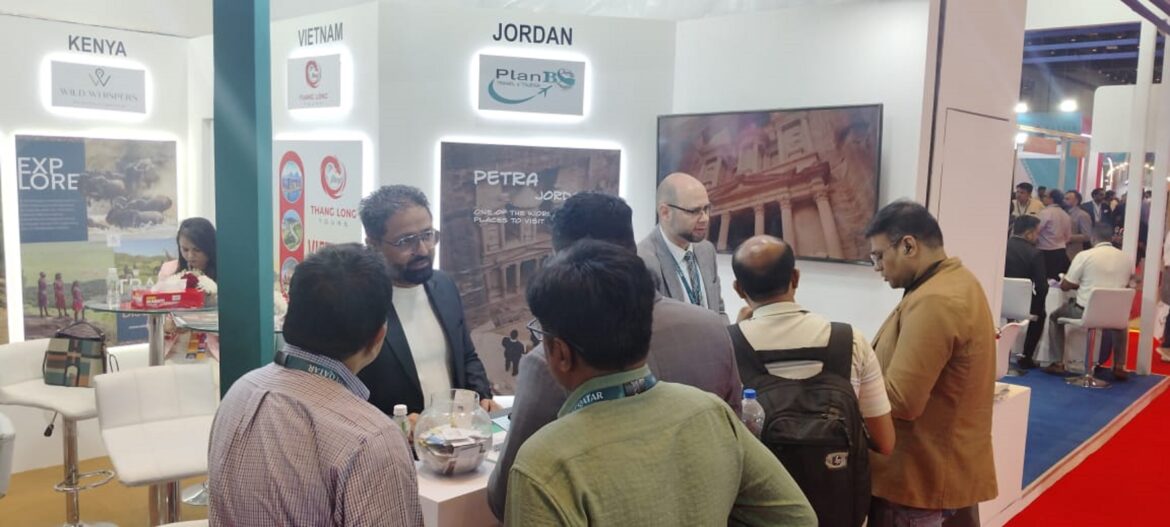 Thang Long Tours Unveils Vietnam’s Hidden Gems at OTM Mumbai 2025