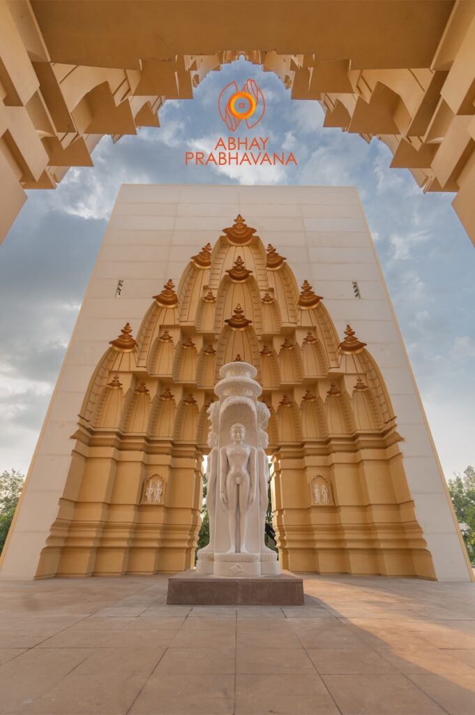 Sarvatobhadra statue (all four sides facing)