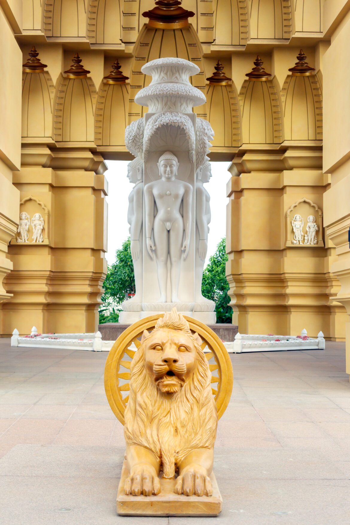 Abhay Prabhavana Museum: Experiencing A Living Tribute to Jain Philosophy on Mahavir Jayanti