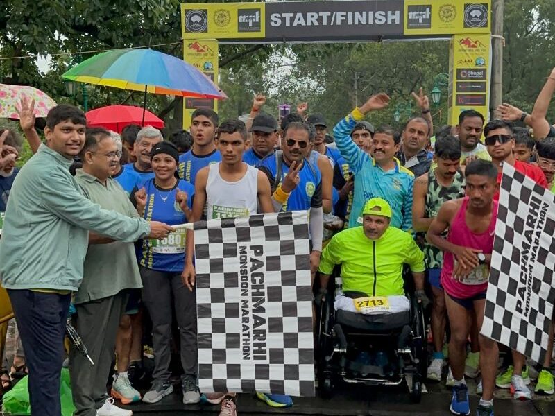 Monsoon Marathon in Pachmarhi: 2,000 Runners Including 7 International Athletes Participate Amid Rain and Enthusiasm