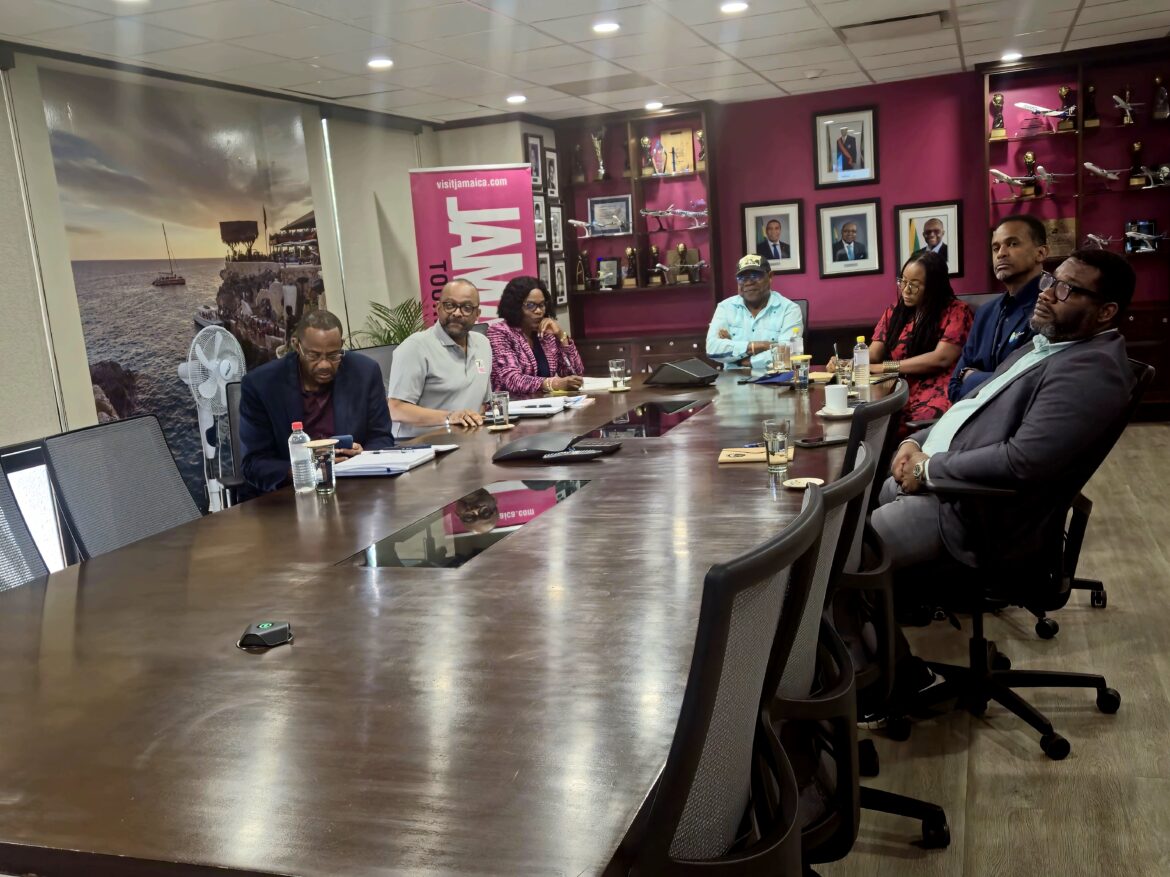 Jamaica’s Tourism Sector Mobilizes in Response to Hurricane Melissa