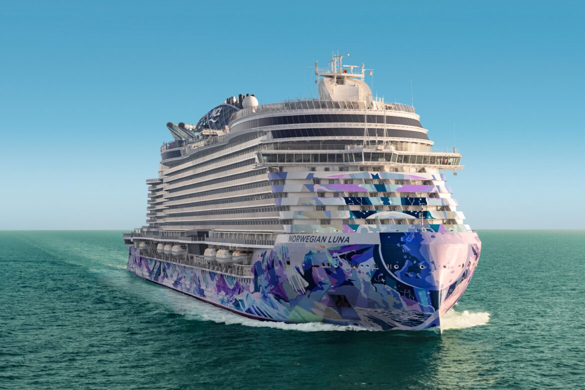12 Spots on This Cruise Ship That Will Fill Your Camera Roll Before You Even Reach the First Port