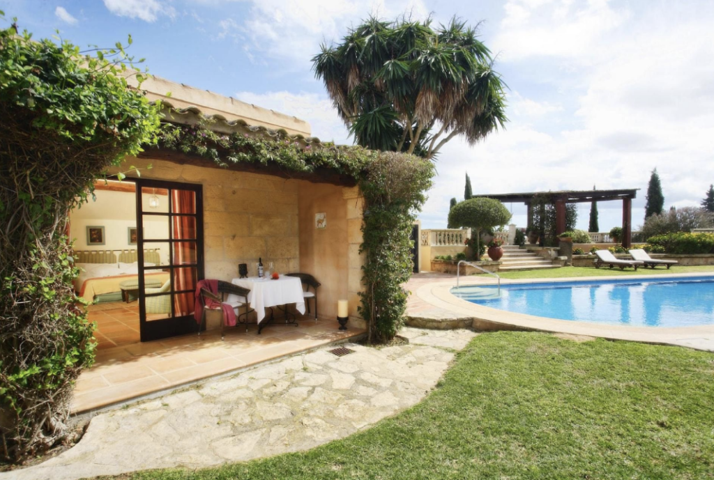 The Most Romantic Luxury Escapes Around the World